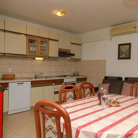 Daire Anda - With Large Terrace *